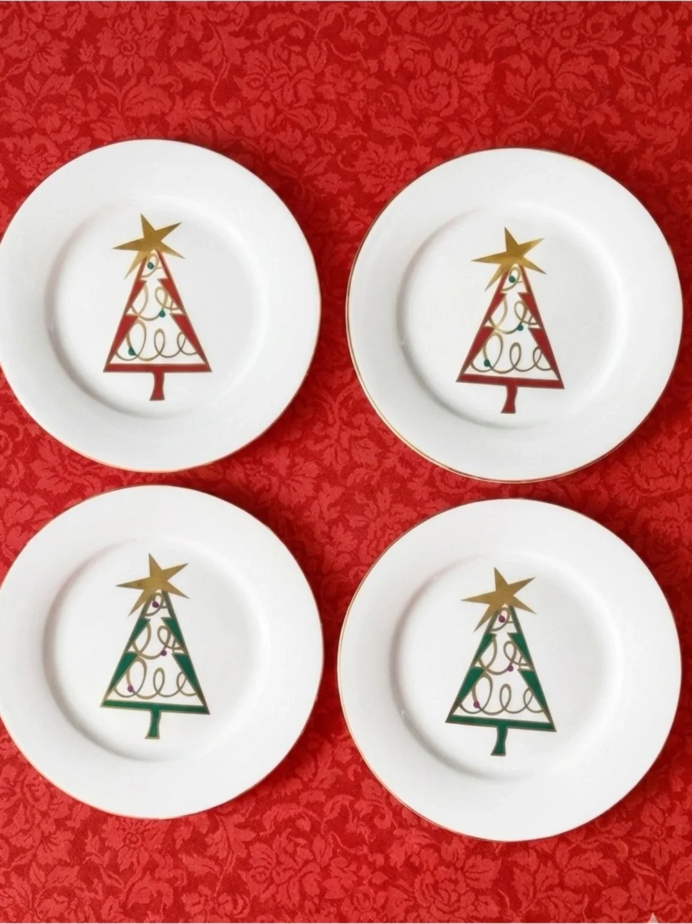 Pier 1 Christmas Tree Salad Dessert Appetizer Plates Set of 4 Gold Trim 7.5in